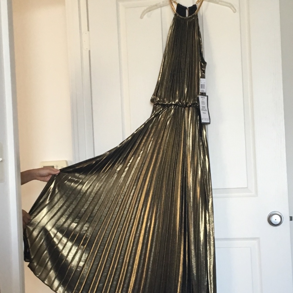 Metallic pleated blouson dress